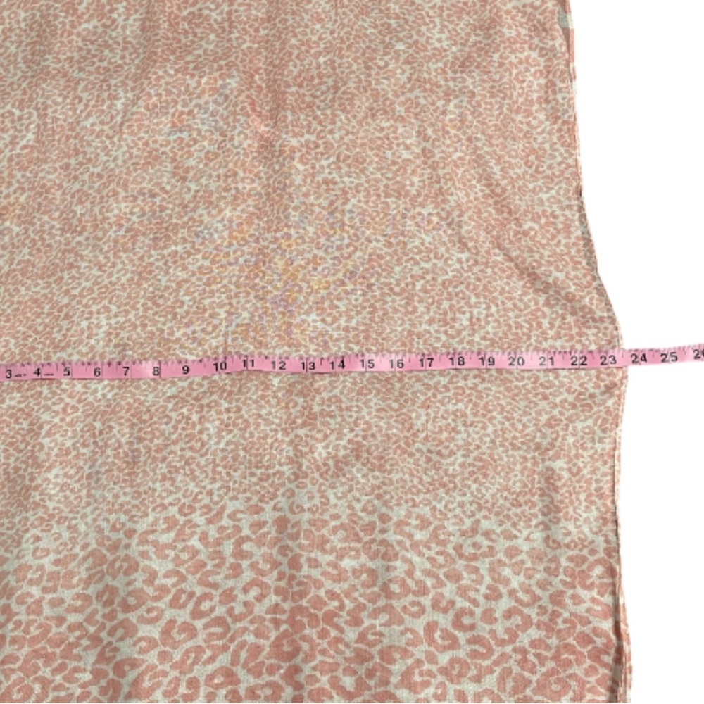 Jennifer Lopez Pink Animal Print Scarf - Picture 8 of 8